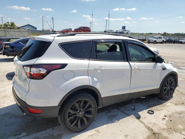 1FMCU0GD8JUC45547 - 2018 FORD ESCAPE SE Ақ фото 3