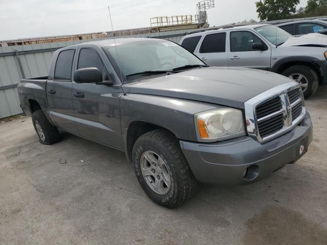 1D7HW48N66S593441 - 2006 DODGE DAKOTA QUAD SLT GRAY photo 4