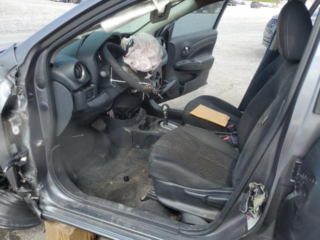 3N1CN7AP5JL845369 - 2018 NISSAN VERSA S 灰色 照片 7