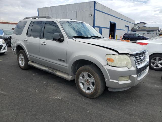 1FMEU73E17UA64962 - 2007 FORD EXPLORER XLT SILVER photo 4