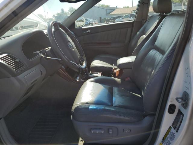 4T1BE30K75U394654 - 2005 TOYOTA CAMRY LE WHITE photo 7