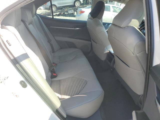 4T1B11HK6JU156583 - 2018 TOYOTA CAMRY L 白色 照片 10