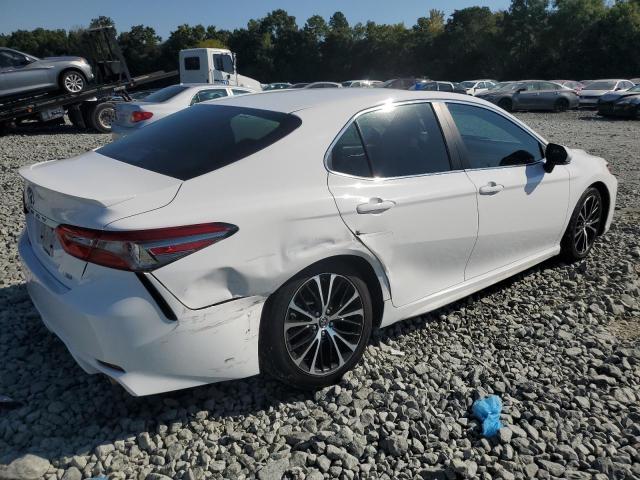 4T1B11HK6JU156583 - 2018 TOYOTA CAMRY L 白色 照片 3