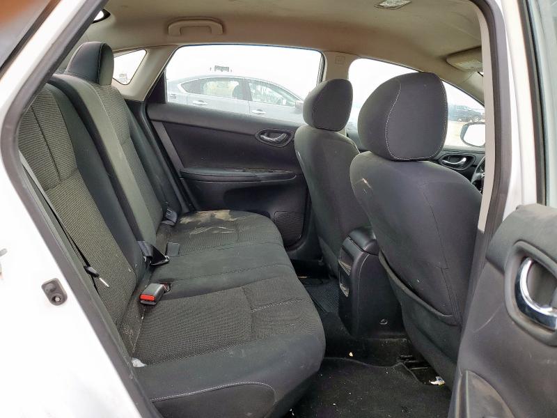 3N1AB7AP1JY322241 - 2018 NISSAN SENTRA S WHITE photo 10