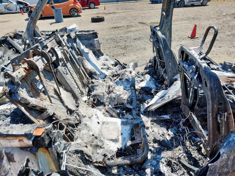 1C4HJXEG0JW249072 - 2018 JEEP WRANGLER UNLIMITED SAHARA Yanmış foto 10