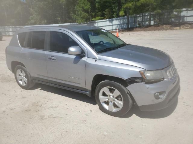 1C4NJCEAXGD620251 - 2016 JEEP COMPASS LATITUDE Argent photo 4