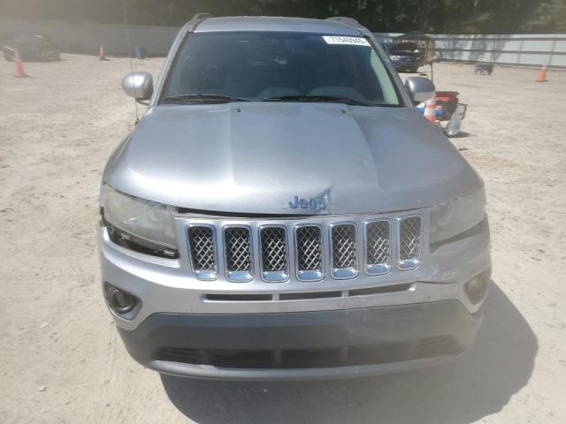 1C4NJCEAXGD620251 - 2016 JEEP COMPASS LATITUDE Argent photo 5