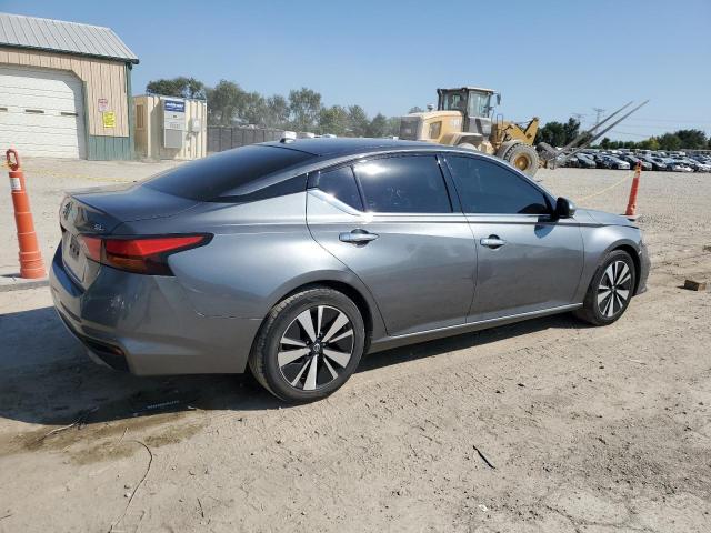 1N4BL4EV4LC156983 - 2020 NISSAN ALTIMA SL GRAY photo 3