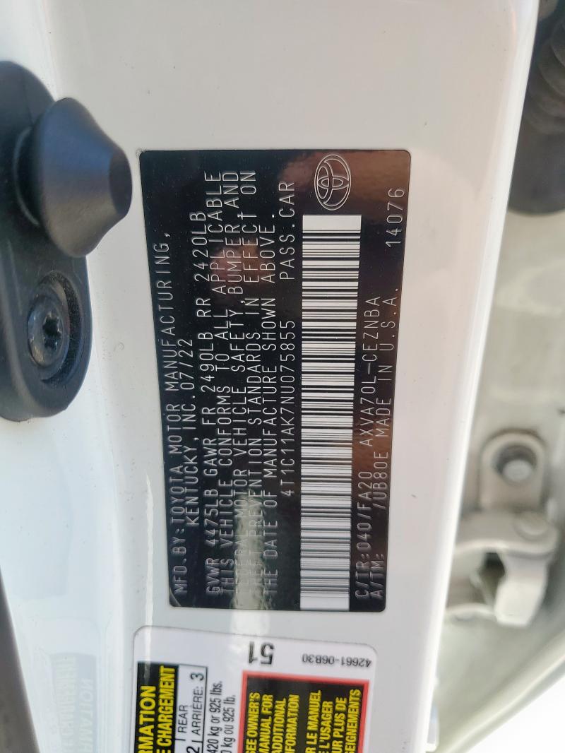 4T1C11AK7NU075855 - 2022 TOYOTA CAMRY LE WHITE photo 12