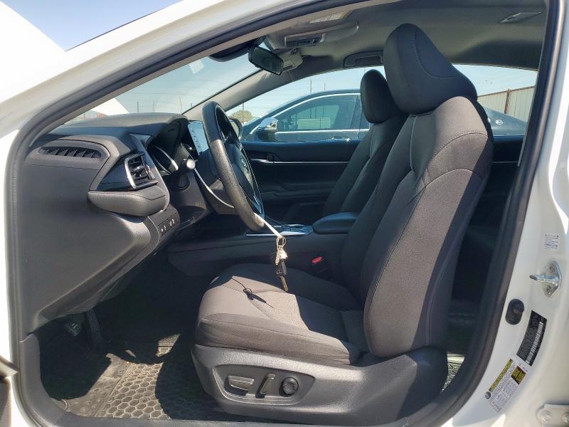 4T1C11AK7NU075855 - 2022 TOYOTA CAMRY LE WHITE photo 7