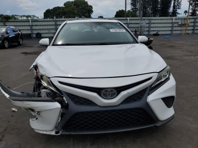 4T1B11HK5KU752799 - 2019 TOYOTA CAMRY L WHITE photo 5