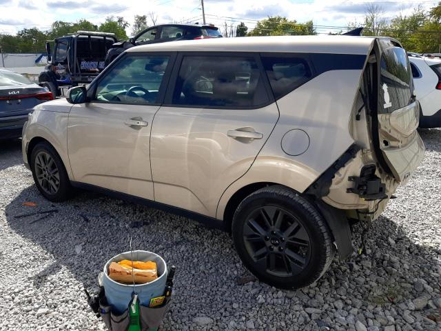 KNDJ33AU5L7072810 - 2020 KIA SOUL EX TAN photo 2