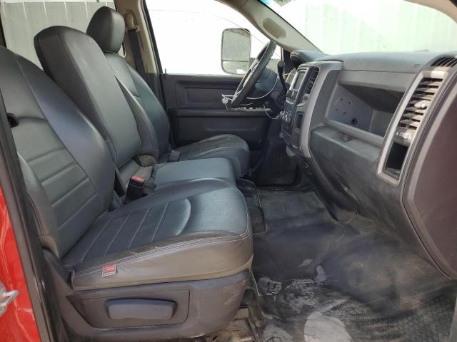 3C7WRMEL1GG277887 - 2016 RAM 5500 红色 照片 5