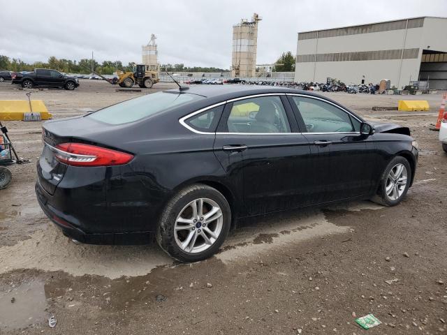 3FA6P0HD7JR159442 - 2018 FORD FUSION SE Чорний фото 3