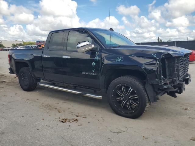 1GCRCNEH1HZ132203 - 2017 CHEVROLET SILVERADO C1500 BLACK photo 4