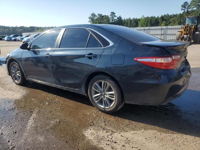 4T1BF1FK0GU613921 - 2016 TOYOTA CAMRY LE BLUE photo 2