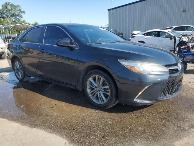 4T1BF1FK0GU613921 - 2016 TOYOTA CAMRY LE BLUE photo 4