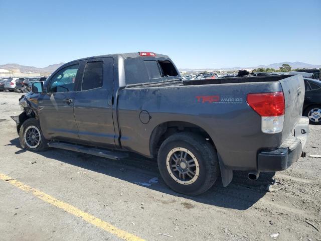 5TFUY5F14BX193142 - 2011 TOYOTA TUNDRA DOUBLE CAB SR5 GRAY photo 2