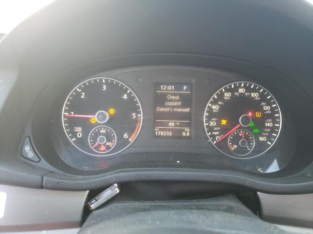 1VWBV7A36FC051132 - 2015 VOLKSWAGEN PASSAT SE 银色 照片 9