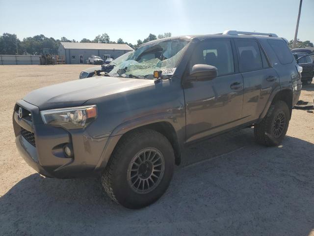 2014 TOYOTA 4RUNNER SR5, 