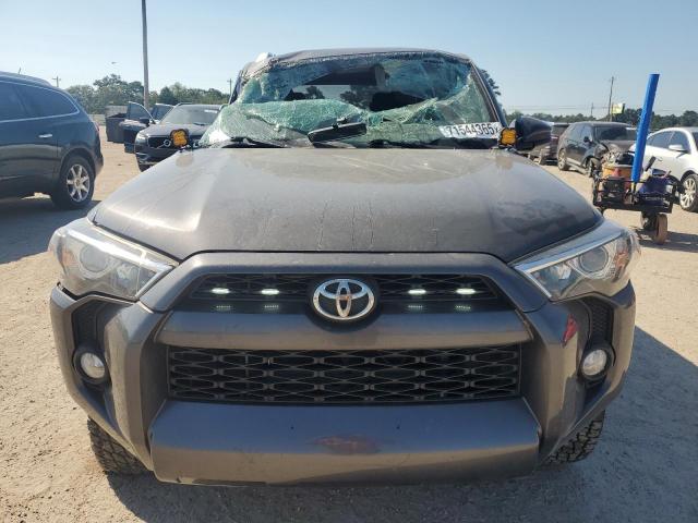 JTEBU5JR5E5195185 - 2014 TOYOTA 4RUNNER SR5 CHARCOAL photo 5