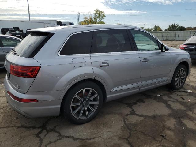 WA1VAAF75HD003567 - 2017 AUDI Q7 PRESTIGE SILVER photo 3