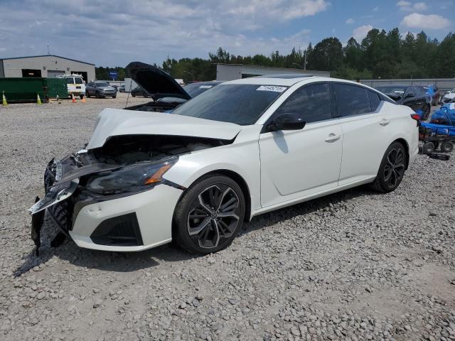 2023 NISSAN ALTIMA SR, 