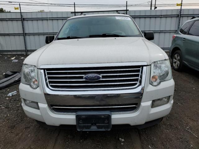 1FMEU7DE1AUA18070 - 2010 FORD EXPLORER XLT WHITE photo 5