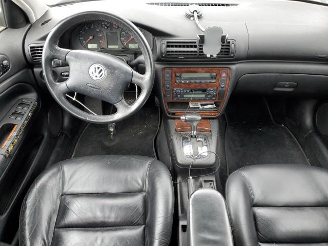 WVWPD63B0XE465703 - 1999 VOLKSWAGEN PASSAT GLX მწვანე ფოტო 8