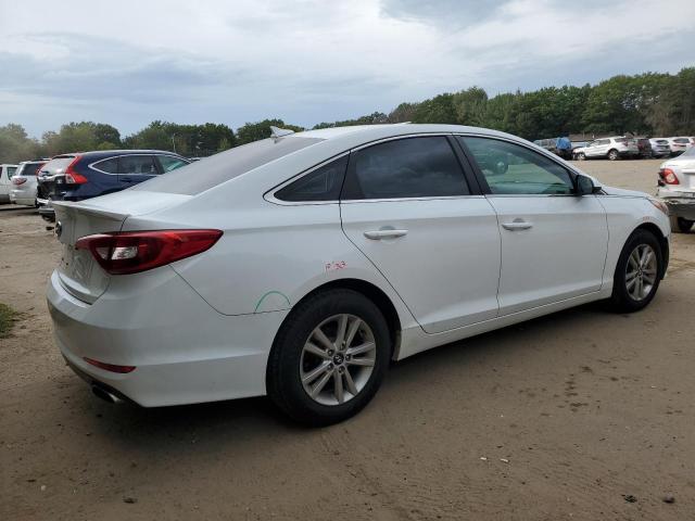 5NPE24AF9HH560883 - 2017 HYUNDAI SONATA SE WHITE photo 3