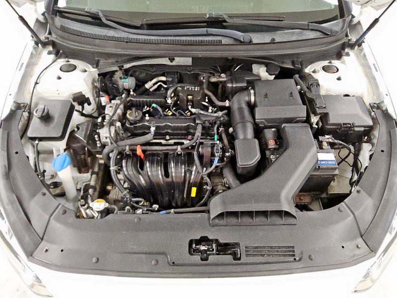 5NPE34AF8JH680919 - 2018 HYUNDAI SONATA SPORT 白色 照片 11