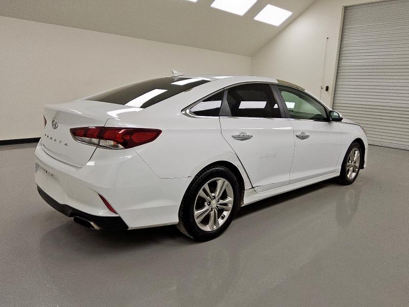 5NPE34AF8JH680919 - 2018 HYUNDAI SONATA SPORT 白色 照片 3