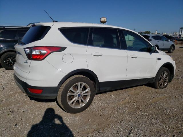 1FMCU9G96HUA53571 - 2017 FORD ESCAPE SE WHITE photo 3