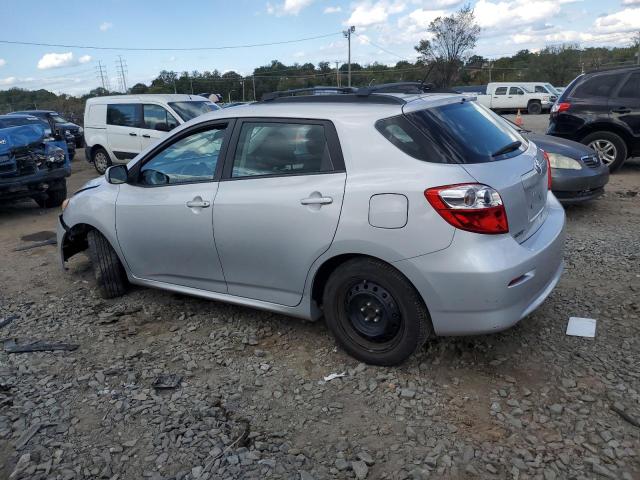 2T1KU4EE0CC890244 - 2012 TOYOTA COROLLA MA SILVER photo 2