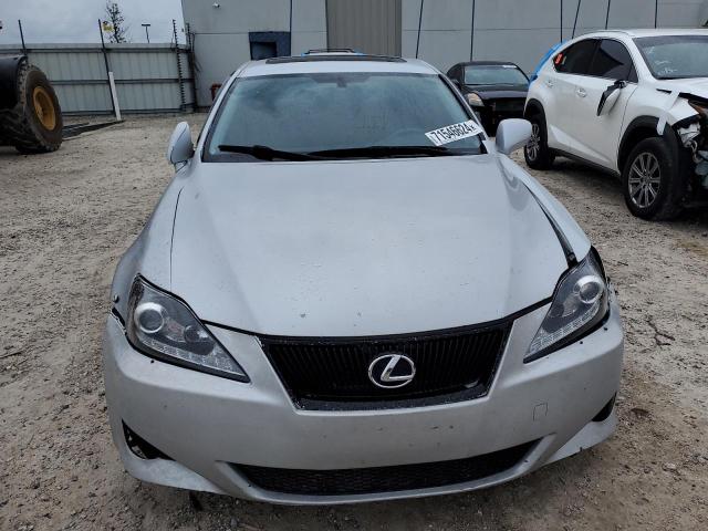 JTHCK262062000927 - 2006 LEXUS IS 250 WHITE photo 5