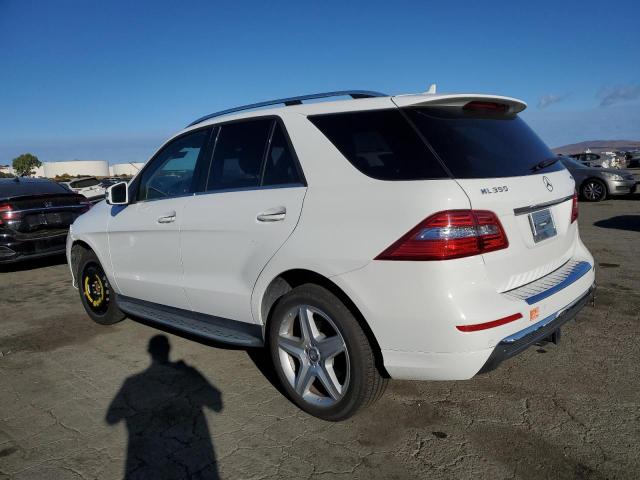 4JGDA5HB5FA533607 - 2015 MERCEDES-BENZ ML 350 4MATIC WHITE photo 2