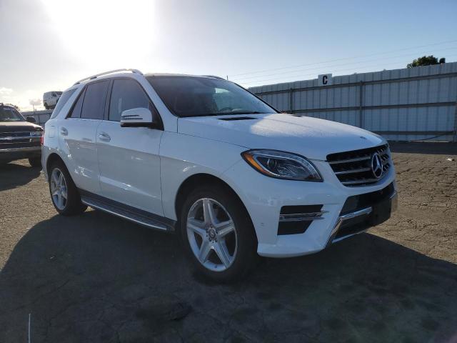 4JGDA5HB5FA533607 - 2015 MERCEDES-BENZ ML 350 4MATIC WHITE photo 4