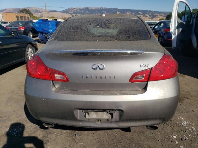 JNKCV61E09M301190 - 2009 INFINITI G37 BASE GRAY photo 6