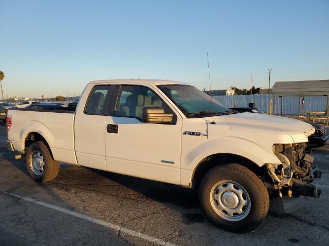 1FTFX1CT0DKF87067 - 2013 FORD F150 SUPER CAB WHITE photo 4