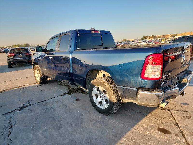 1C6SRFBT5KN824792 - 2019 RAM 1500 BIG HORN/LONE STAR BLUE photo 2