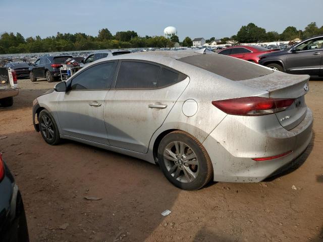 5NPD84LF6JH374800 - 2018 HYUNDAI ELANTRA SEL GRAY photo 2