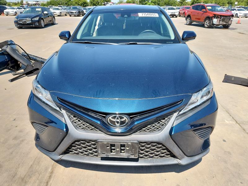 4T1B11HK6KU242364 - 2019 TOYOTA CAMRY L BLUE photo 5