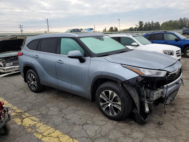 5TDGZRBH3LS034656 - 2020 TOYOTA HIGHLANDER XLE BLUE photo 4