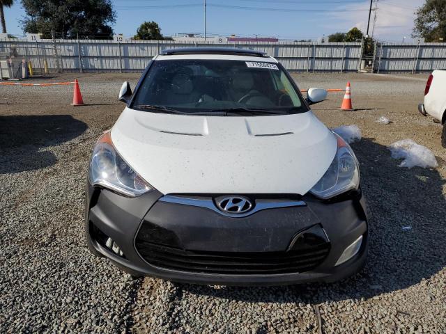 KMHTC6AD1CU037673 - 2012 HYUNDAI VELOSTER WHITE photo 5