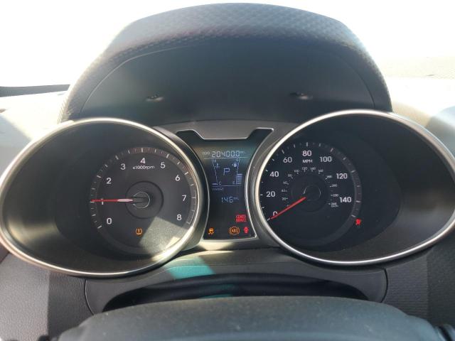 KMHTC6AD1CU037673 - 2012 HYUNDAI VELOSTER WHITE photo 9