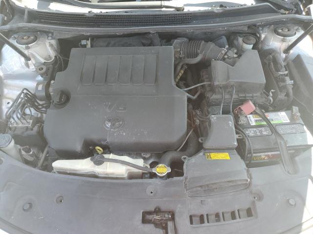 4T1BK1EBXDU025288 - 2013 TOYOTA AVALON BASE ვერცხლისფერი ფოტო 11