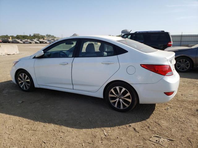 KMHCT4AE5HU224256 - 2017 HYUNDAI ACCENT SE WHITE photo 2