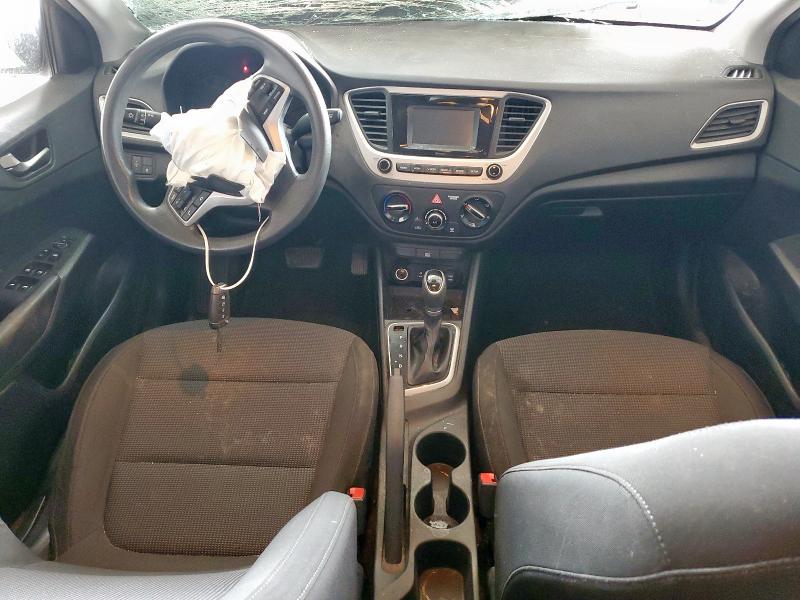 3KPC24A30KE079963 - 2019 HYUNDAI ACCENT SE Gris foto 8