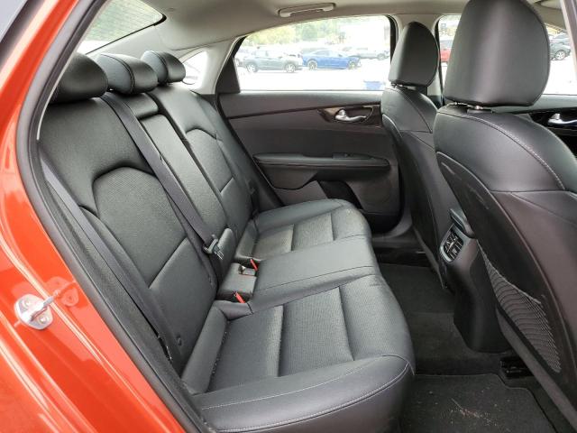 3KPF54AD8KE068593 - 2019 KIA FORTE EX 橙色 照片 10