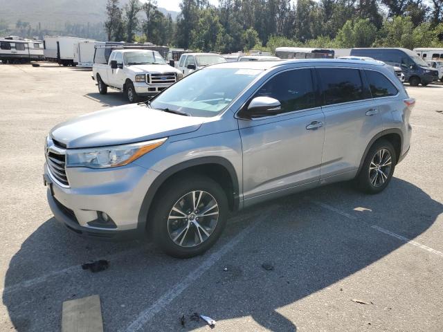 5TDKKRFHXGS134851 - 2016 TOYOTA HIGHLANDER XLE SILVER photo 1